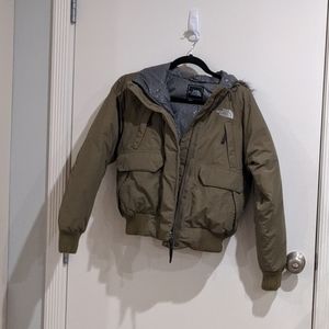 Women's Northface Down Puffer Size XS
